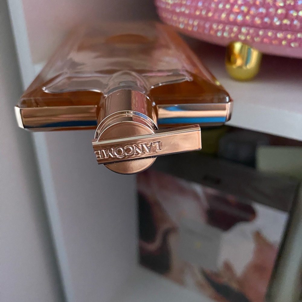 Lancôme - Picture 2 of 6